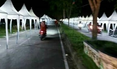 You are currently viewing Malam Pertama Bazar Tangguh Aceh Singkil Masih Sepi