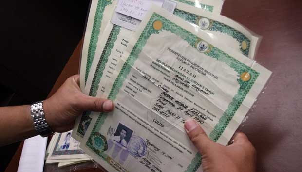 You are currently viewing Apa Itu Ijazah? Apakah Sekadar Bukti Pendidikan Formal