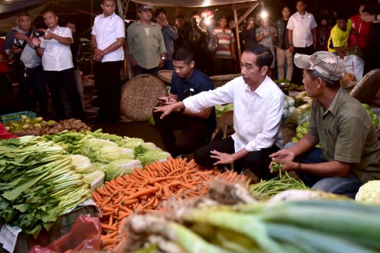 You are currently viewing Aturan Baru Jokowi, 11 Bahan Pokok Akan “Dikuasai” Negara