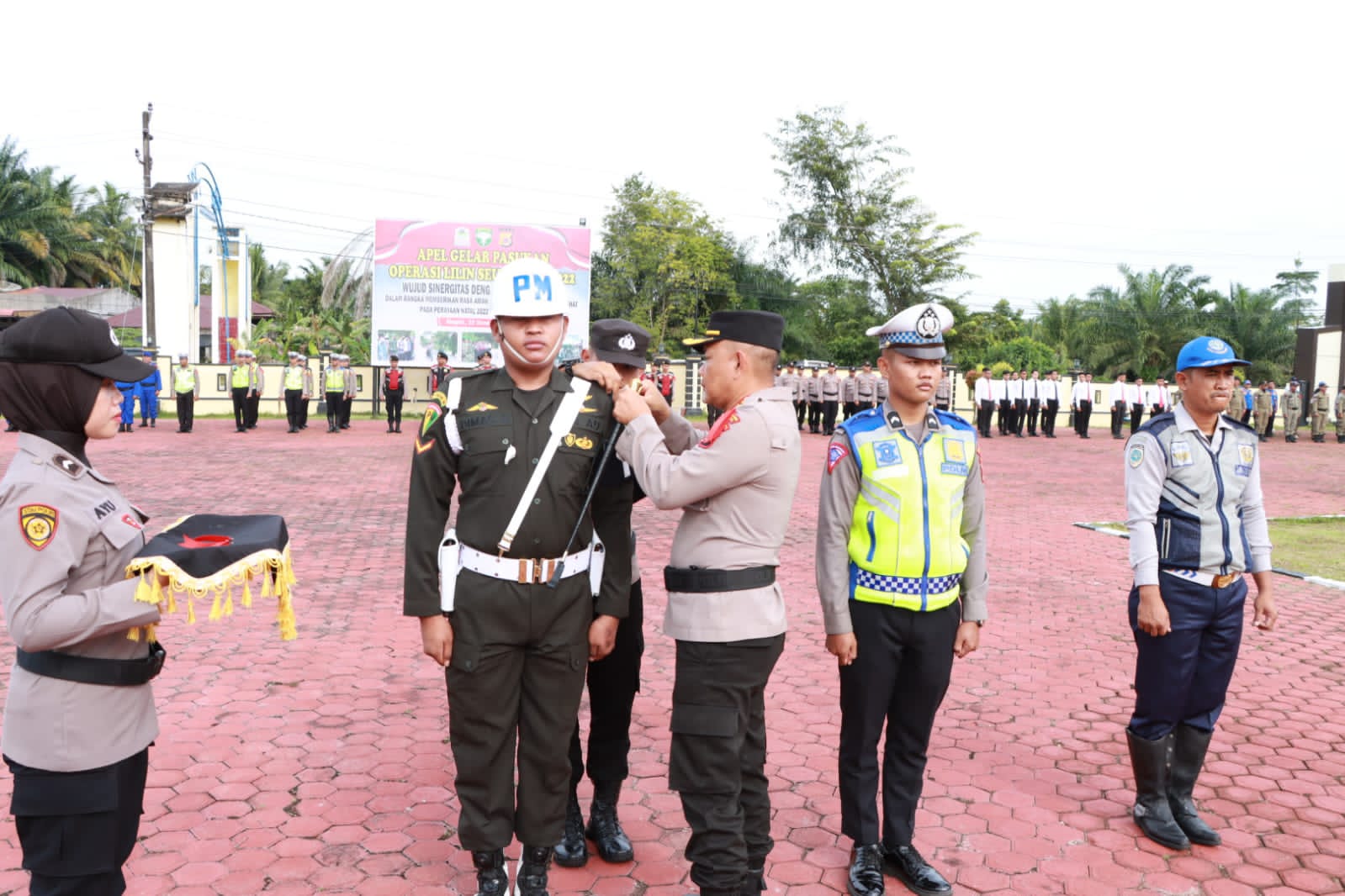 You are currently viewing Apelkan Pasukan, Kapolres Aceh Singkil Pastikan Pengamanan Perayaan Nataru