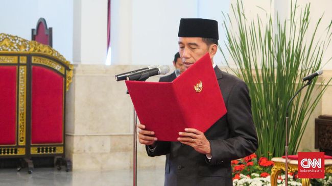 You are currently viewing Jokowi Resmi Lantik Muhammad Ali Jadi KSAL Gantikan Yudo Margono