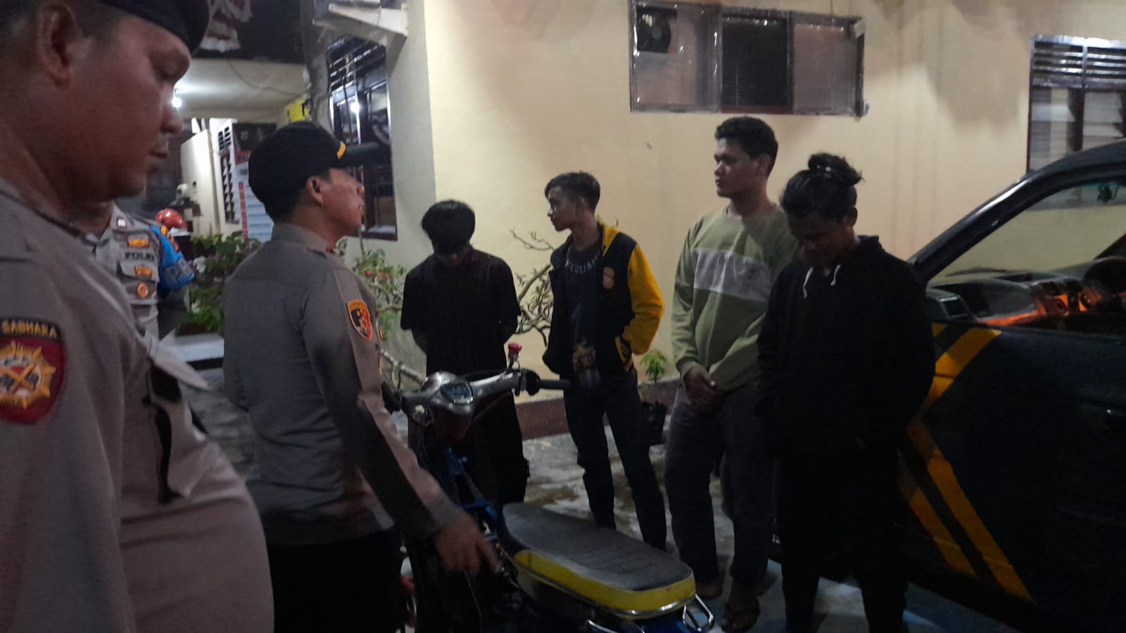 You are currently viewing Patroli Malam Polsek Gunung Meriah Dapati Peminum Tuak dan Knalpot Brong