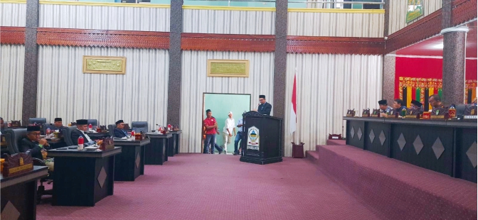 You are currently viewing Pemkab Aceh Singkil Wajibkan ASN Mutasikan Kendaraan non-BL ke BL Untuk Tingkatkan PAD
