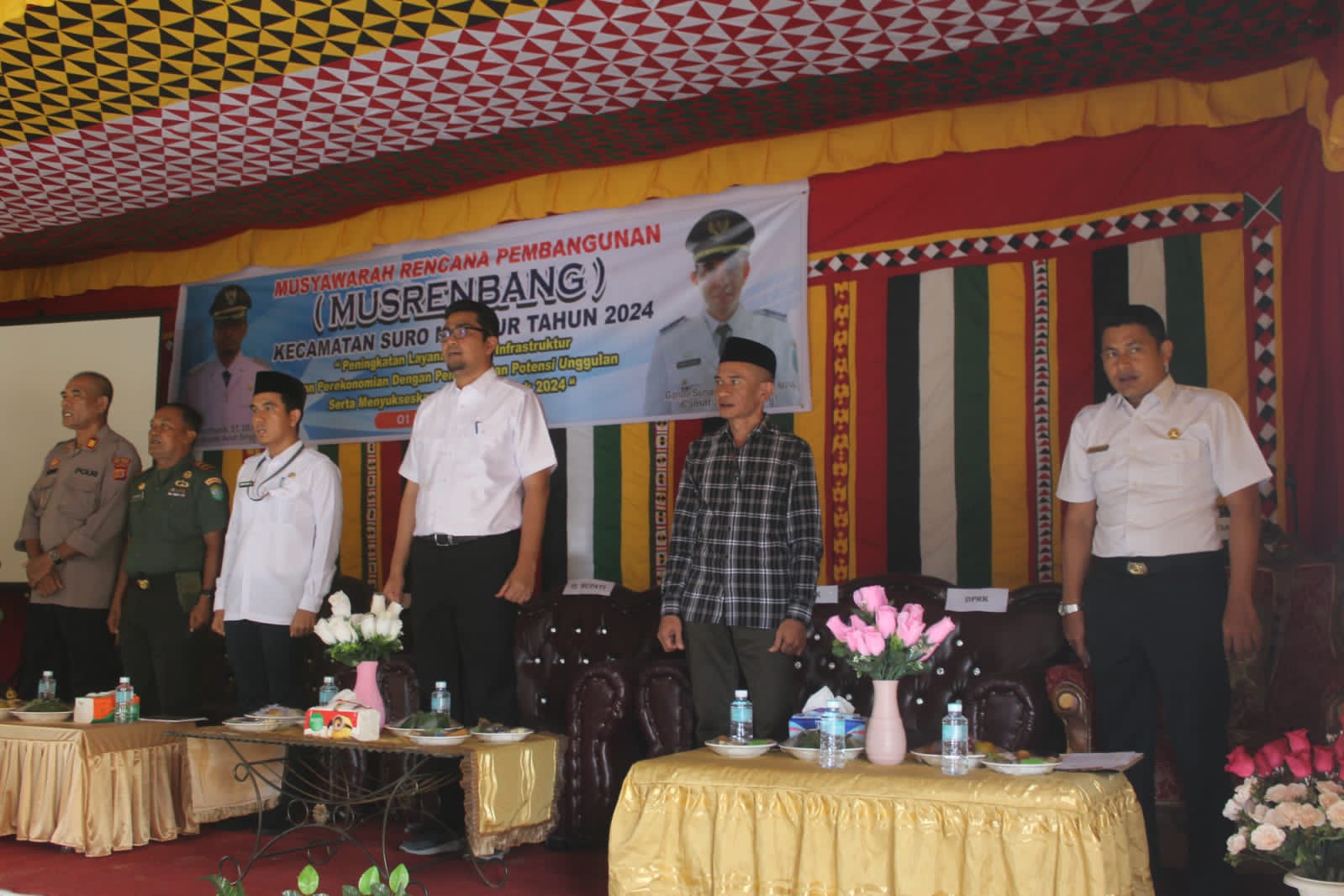 You are currently viewing Pj Bupati Aceh Singkil Minta Dinas PUPR Fungsionalkan Air Bersih di Kecamatan Suro