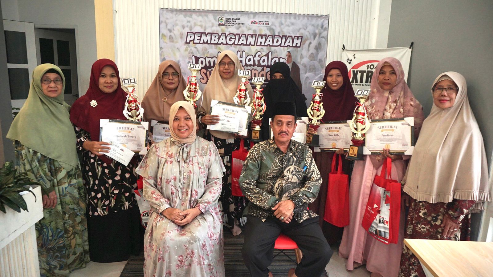 You are currently viewing Puluhan Emak-emak di Aceh Singkil Ikuti Lomba Hafalan Surah Pendek