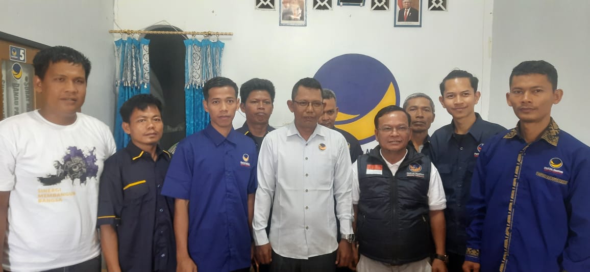 You are currently viewing Sejumlah Pengurus DPD dan DPC NasDem Aceh Singkil Tolak Desra Novianto Jadi Ketua DPRK