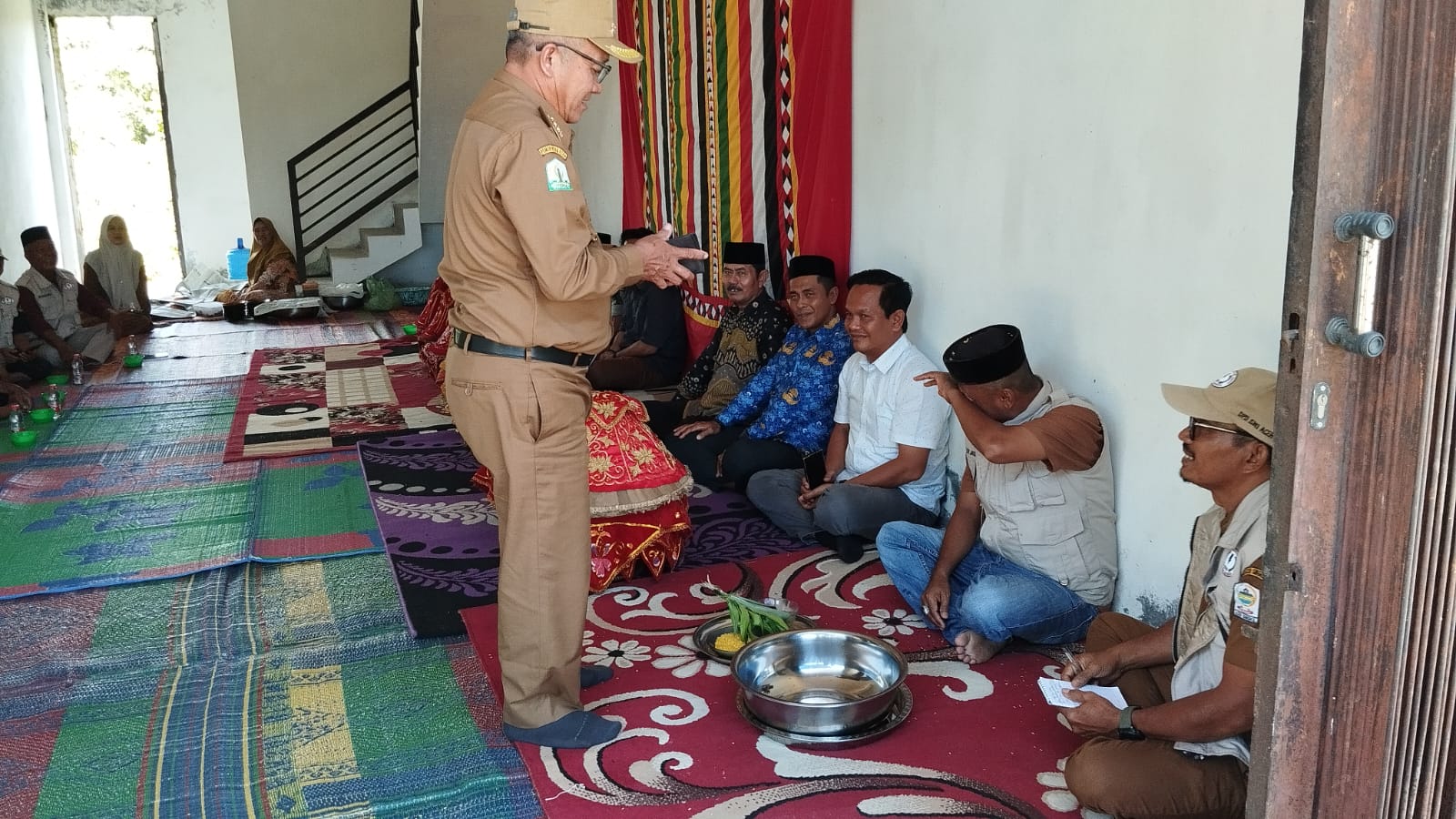 You are currently viewing PJ Bupati Aceh Singkil Hadiri Peusijuk Kantor SWI