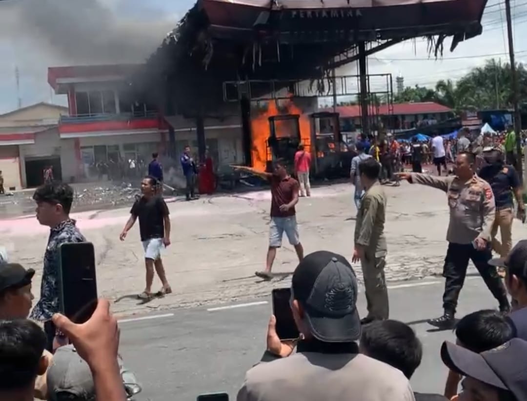 You are currently viewing SPBU di Subulussalam Terbakar