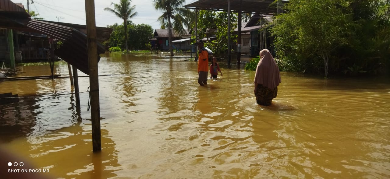 You are currently viewing Pemkab Aceh Singkil Ajukan Draf Status Bencana Banjir
