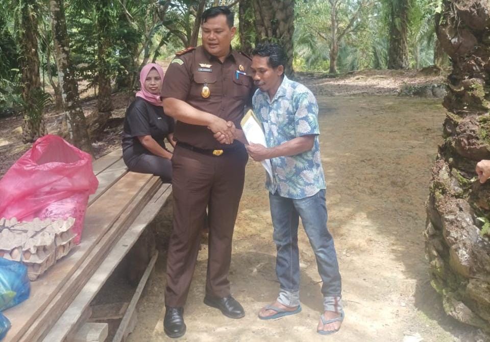 You are currently viewing Kejari Aceh Singkil Hentikan Kasus Penadah Sepeda Motor Lewat Keadilan Restoratif