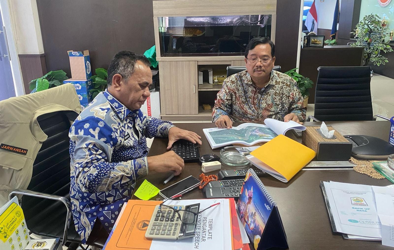 You are currently viewing Bupati Aceh Singkil Lobi Dana Rehabilitasi dan Rekonstruksi