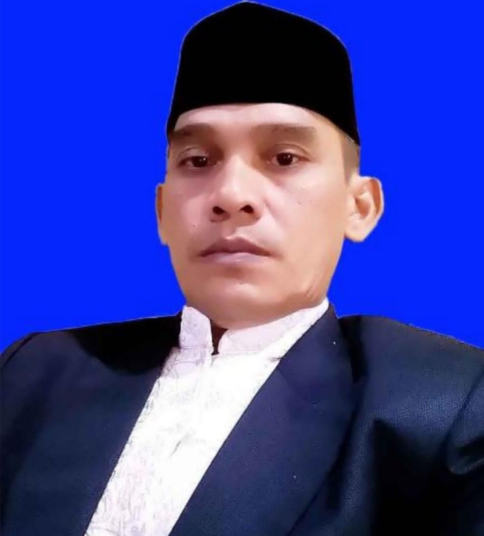 You are currently viewing Rahmat Sadli, Kepala KUA Singkil Khatib Idulfitri di Masjid Agung Nurul Makmur