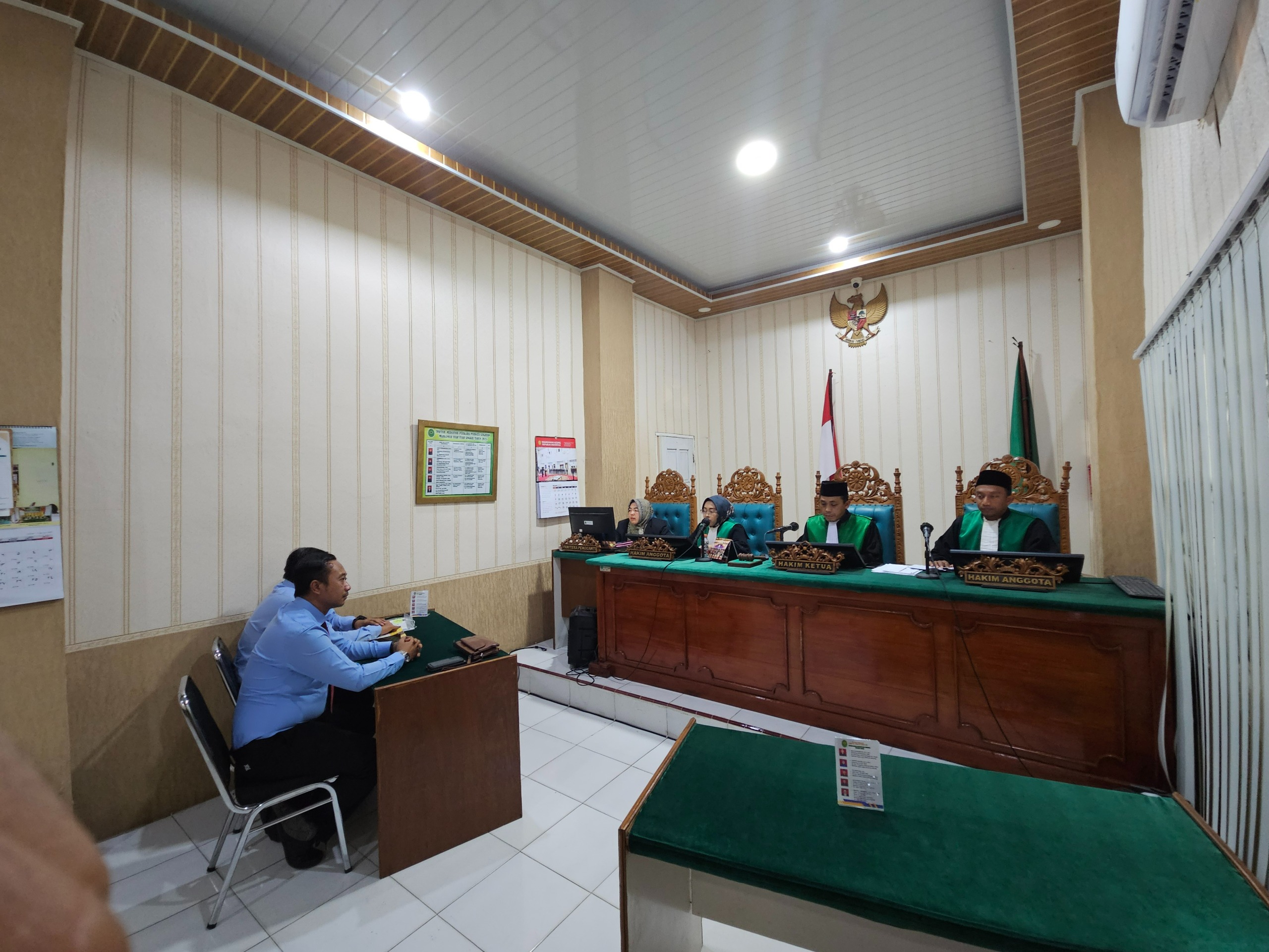 You are currently viewing Kejari Aceh Singkil Bantu Anak Korban Kekerasan Peroleh Wali yang Layak