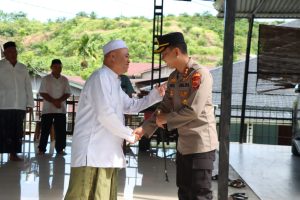 Read more about the article Jalin Sinergi dengan Tokoh Agama, Kapolres Aceh Singkil Kunjungi Pesantren Batu Korong