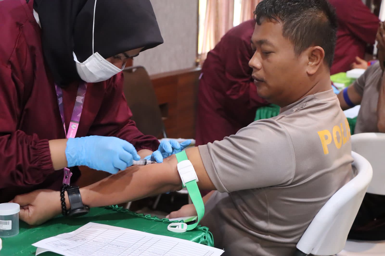 You are currently viewing Dokkes Polda Aceh Cek Kesehatan Personel Polres Aceh Singkil
