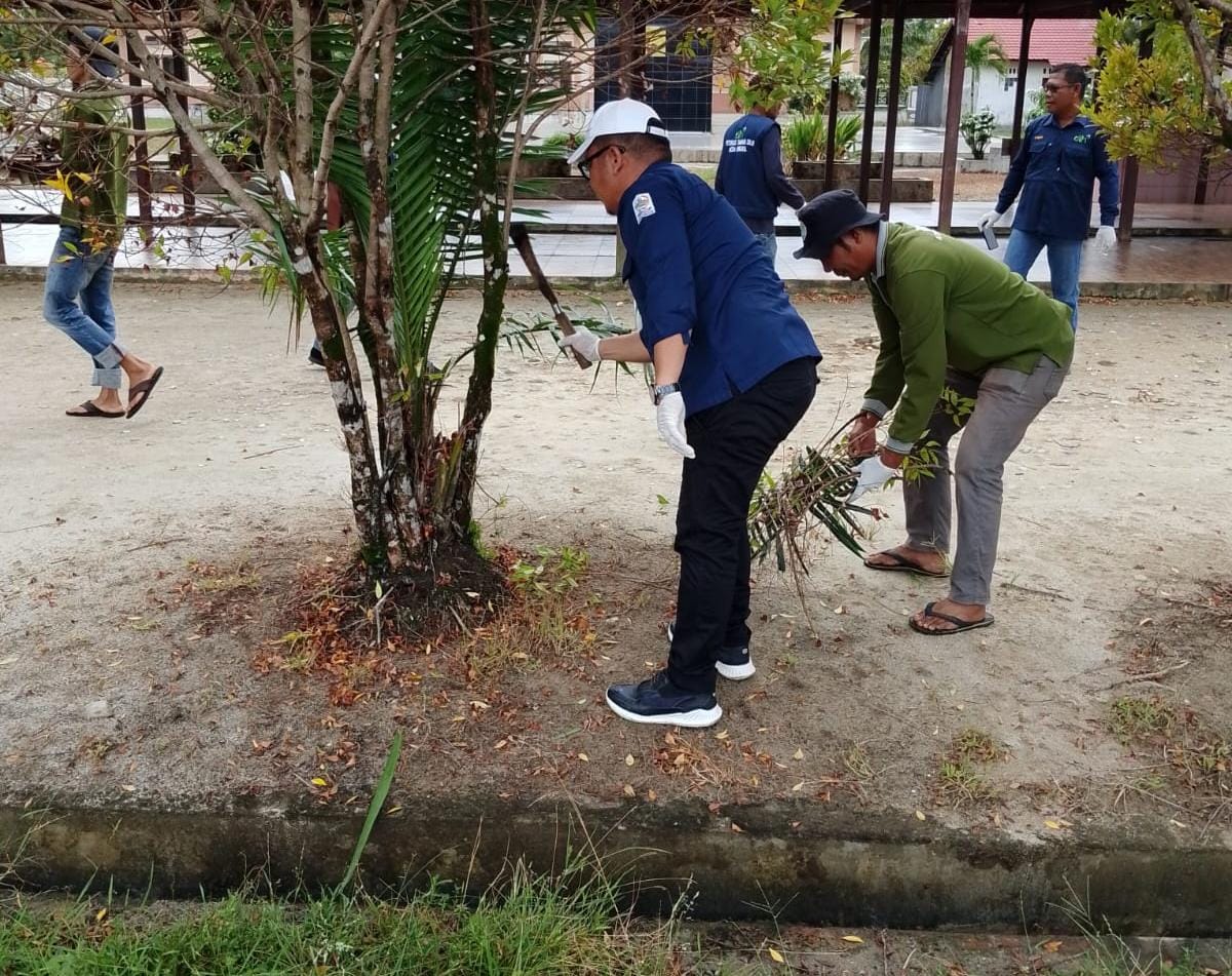 You are currently viewing Peringati Hari Lingkungan Hidup Sedunia, DLH Aceh Singkil: Hentikan Penggunaan Plastik Sekali Pakai