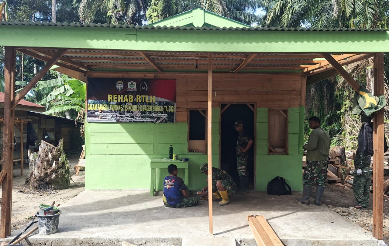 You are currently viewing Satgas TMMD ke-125 Kodim 0109/Aceh Singkil Wujudkan Hunian Layak untuk Warga Desa Terpencil