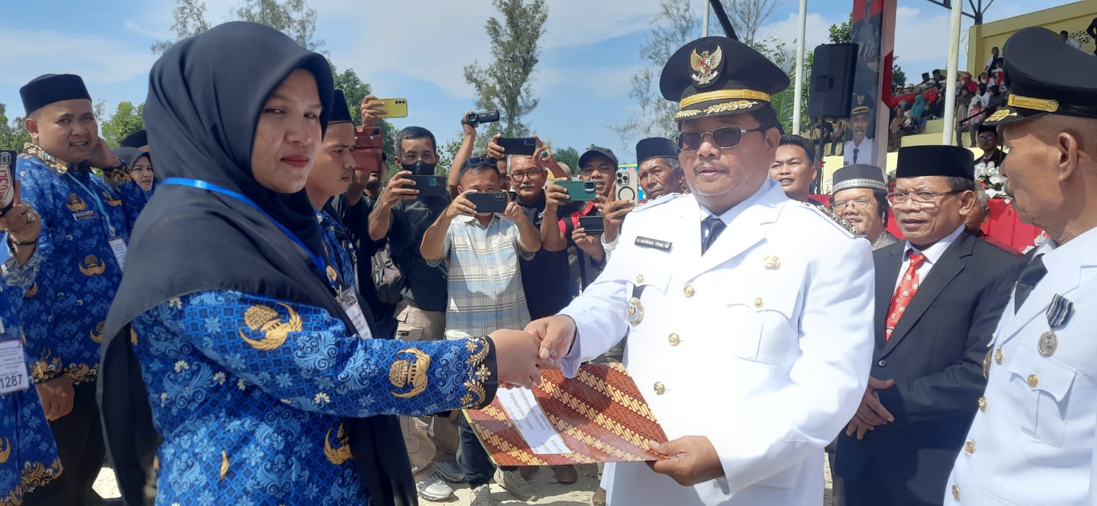 You are currently viewing 1.487 PPPK Aceh Singkil Dilantik pada HUT ke-80 RI