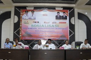 Read more about the article Oyon Ingatkan ASN Aceh Singkil: Jangan Terseret Kasus Korupsi