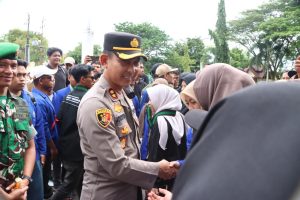 Read more about the article Kapolres Apresiasi Aksi Damai Mahasiswa di DPRK Aceh Singkil