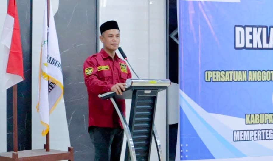 You are currently viewing Dinilai Tak Berdasar, PABPDSI Aceh Singkil Desak Bupati Cabut Surat Edaran Pilchiksung