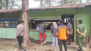 Read more about the article Ninik Mamak Pulo Sarok Geruduk Warkop Karaoke, Tegas Larang ‘Ladies’ dan Miras