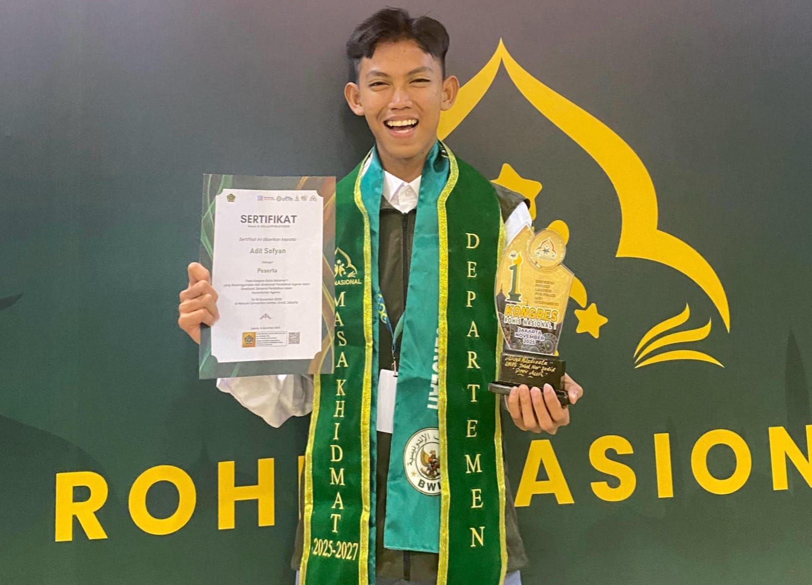 You are currently viewing Adit Sofyan, Siswa SMAN 2 Gunung Meriah Terpilih Jadi Pengurus Rohis Nasional 2025