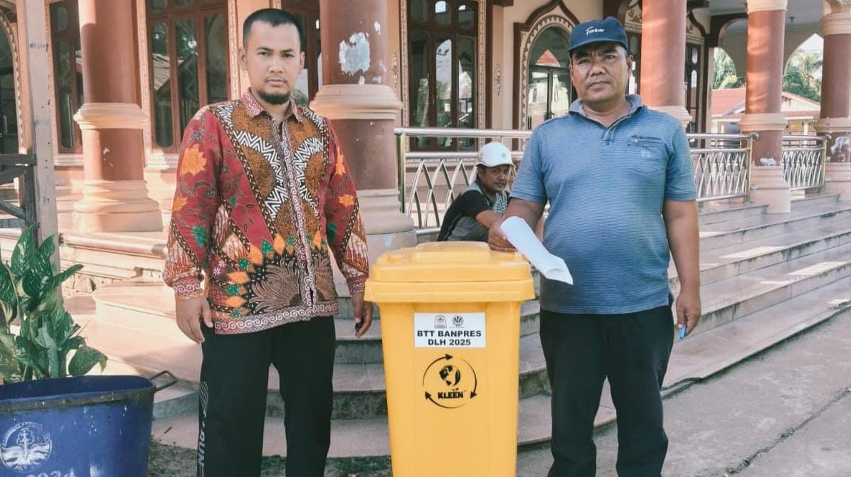 You are currently viewing LMND Pertanyakan Efektivitas Pengadaan Tong Sampah DLH Aceh Singkil Pascabanjir