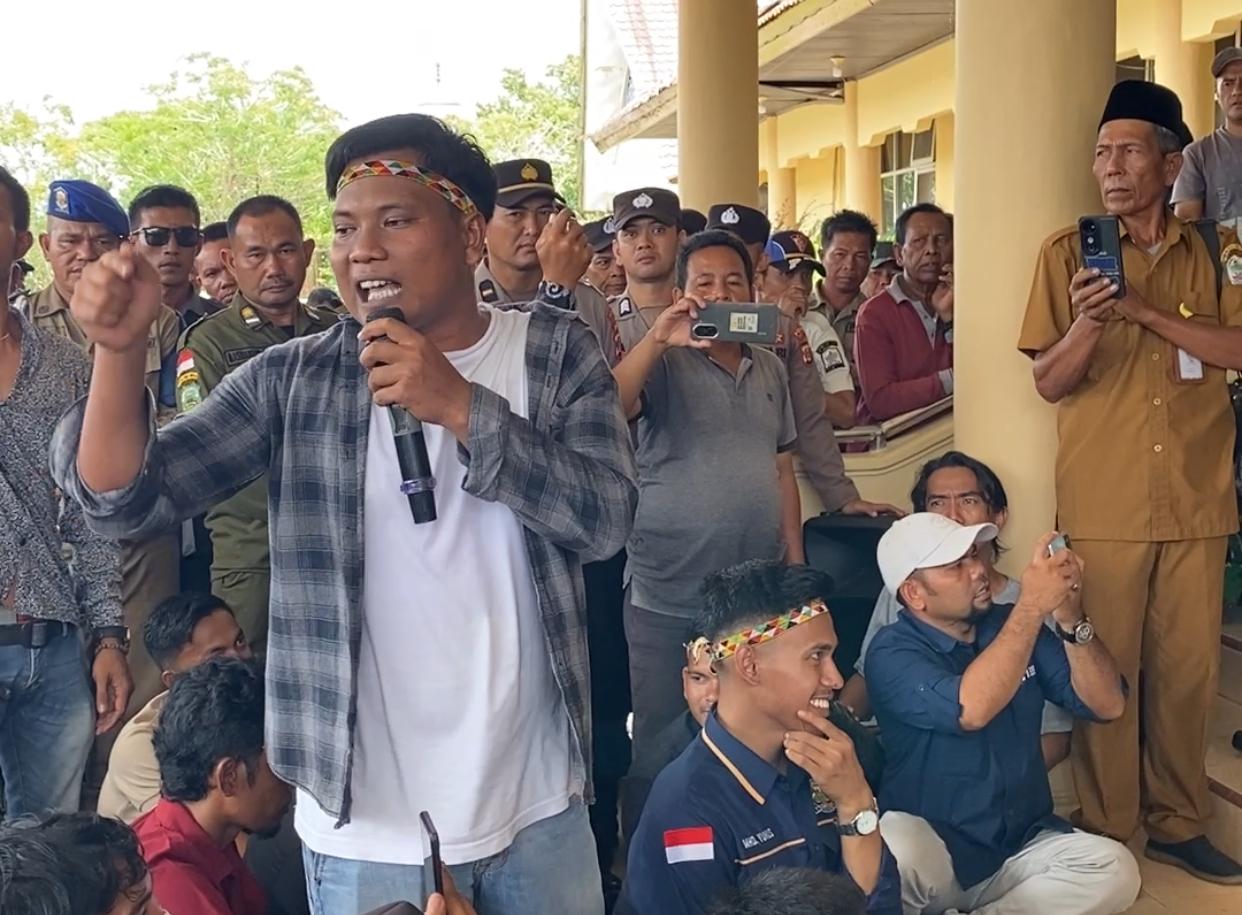 You are currently viewing FORMAT Tagih Janji Bupati Oyon Soal Pemblokiran Data Rehab Rumah