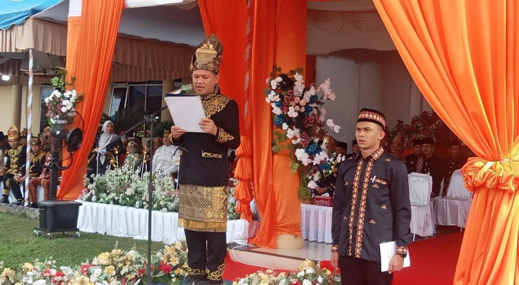 Wagub Aceh Pimpin Upacara HUT ke-27 Aceh Singkil, Tekankan Sinergi dan Pembangunan