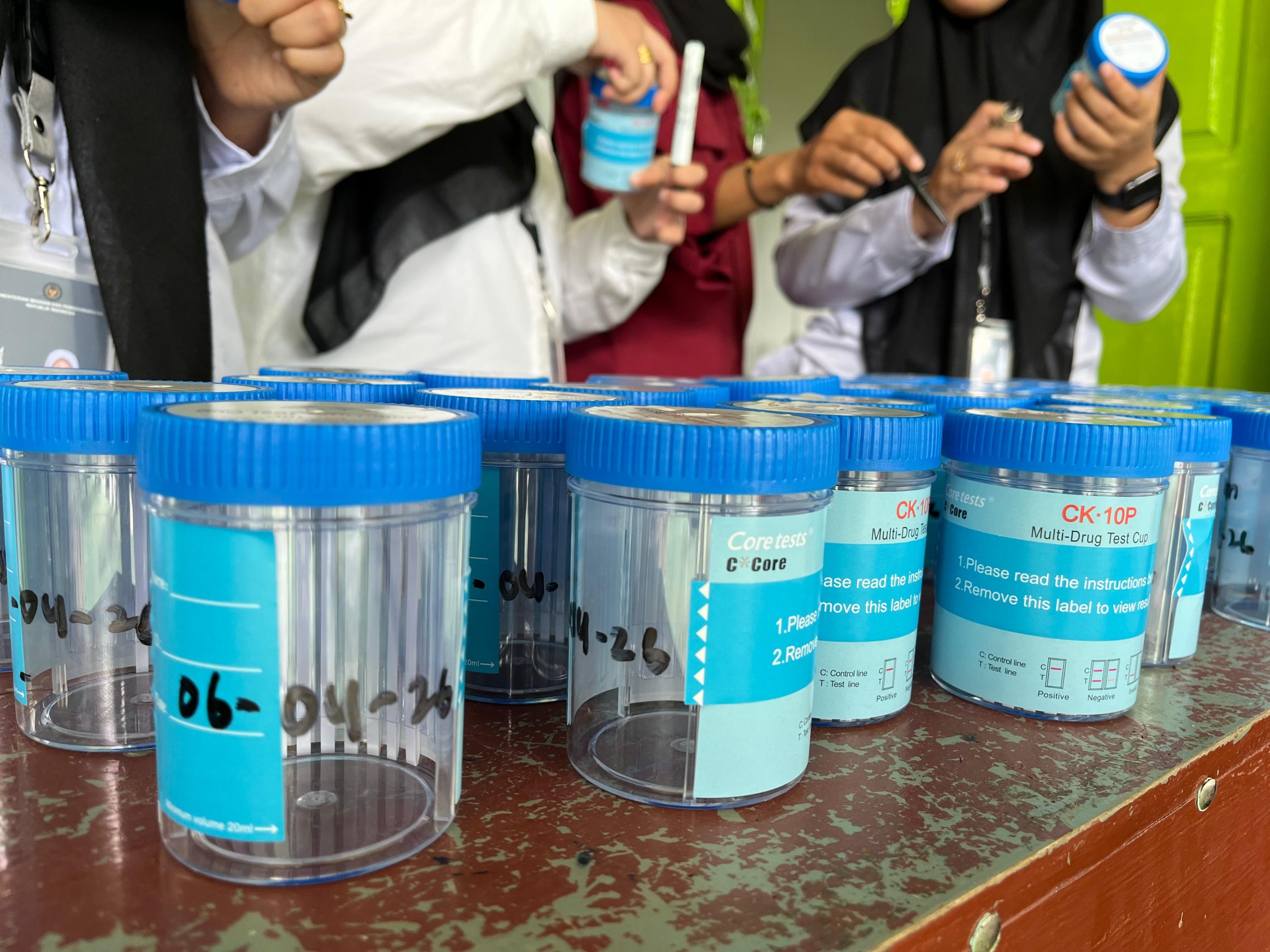 You are currently viewing Tes Urine di Rutan Singkil, 79 Pegawai dan Warga Binaan Dinyatakan Negatif