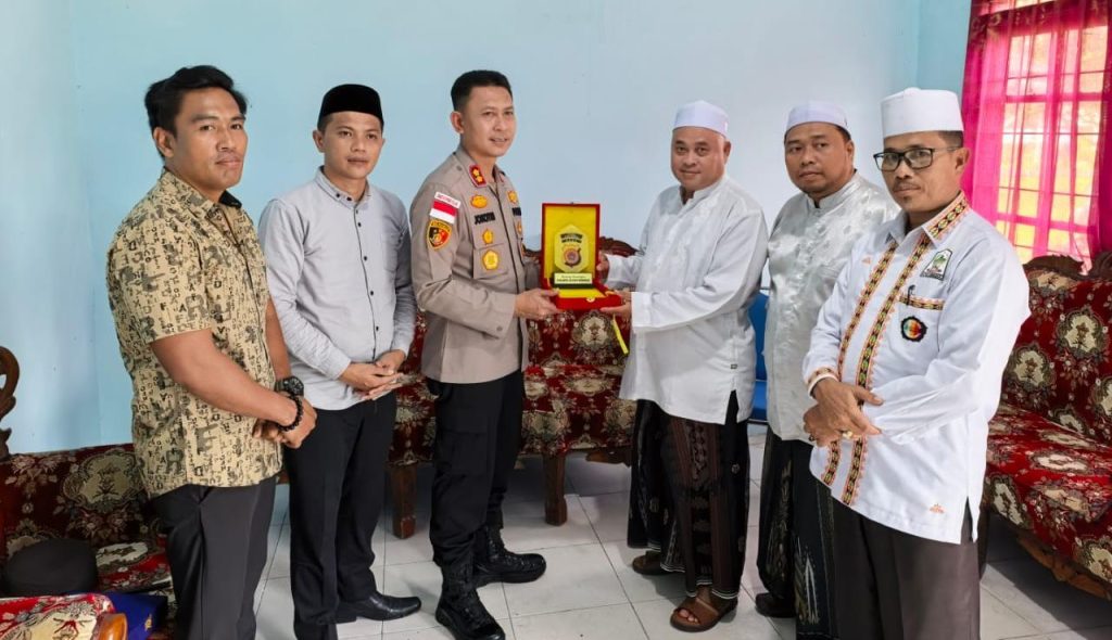 Kapolres Aceh Singkil Sambangi STAISAR, Bahas Edukasi Hukum untuk Mahasiswa