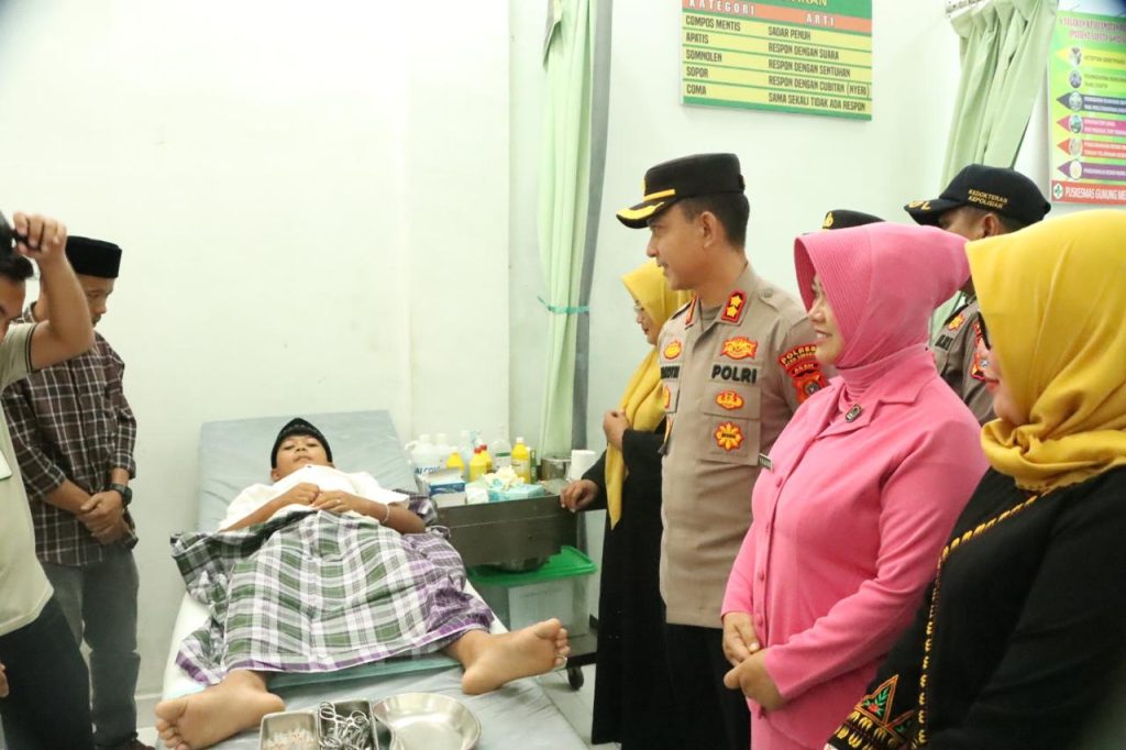 Polres Aceh Singkil Gelar Khitan Massal untuk Sambut Hari Bhayangkara ke-80
