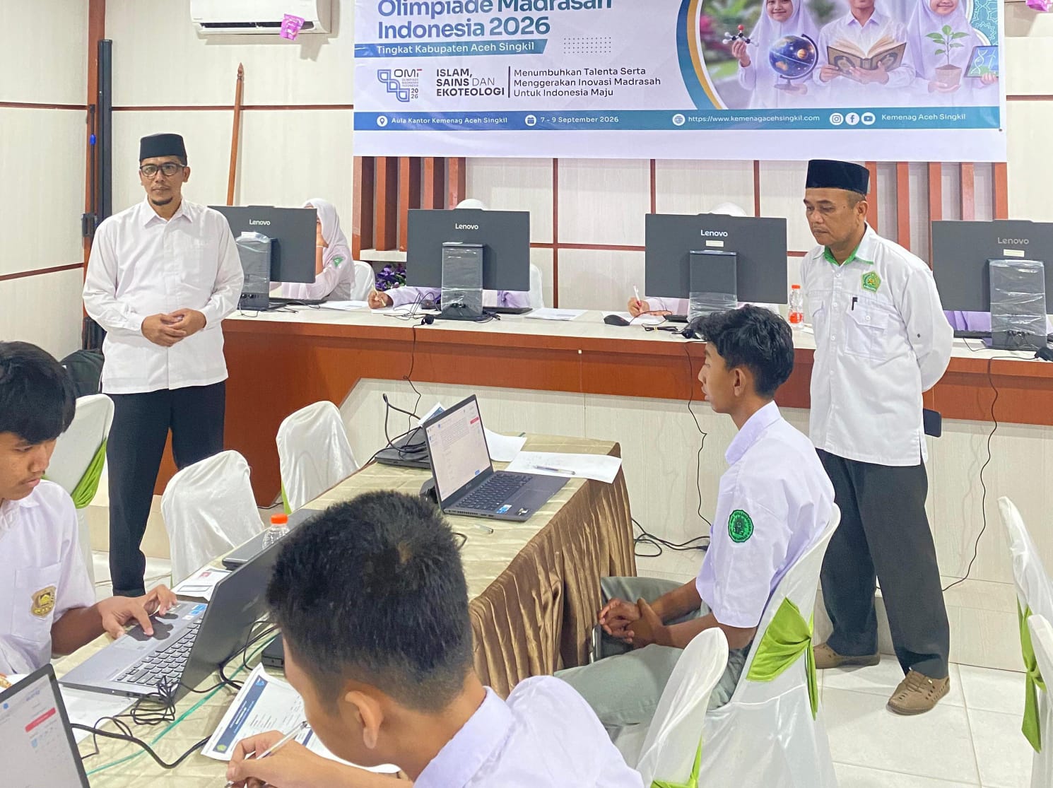 You are currently viewing Kemenag Aceh Singkil Dorong Talenta Madrasah Tembus OMI Tingkat Nasional