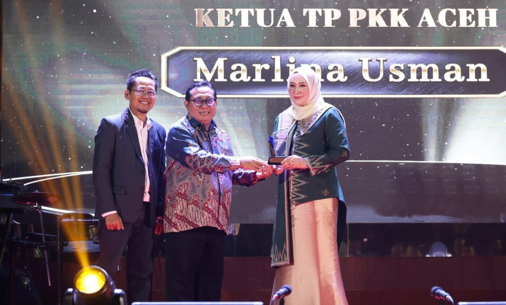 SMSI Aceh Beri Penghargaan kepada 20 Tokoh dan Institusi, dari Ekonomi hingga Penanganan Bencana