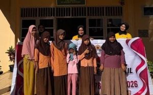 Polwan Polres Aceh Singkil Salurkan Bantuan Sembako ke Panti Asuhan