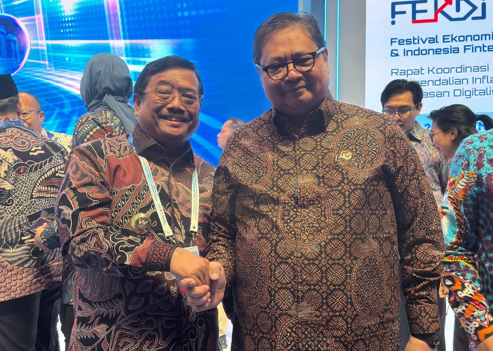 You are currently viewing Temui Menko Airlangga di JCC, Bupati Aceh Singkil Bangun Sinergi Ekonomi dan Digitalisasi