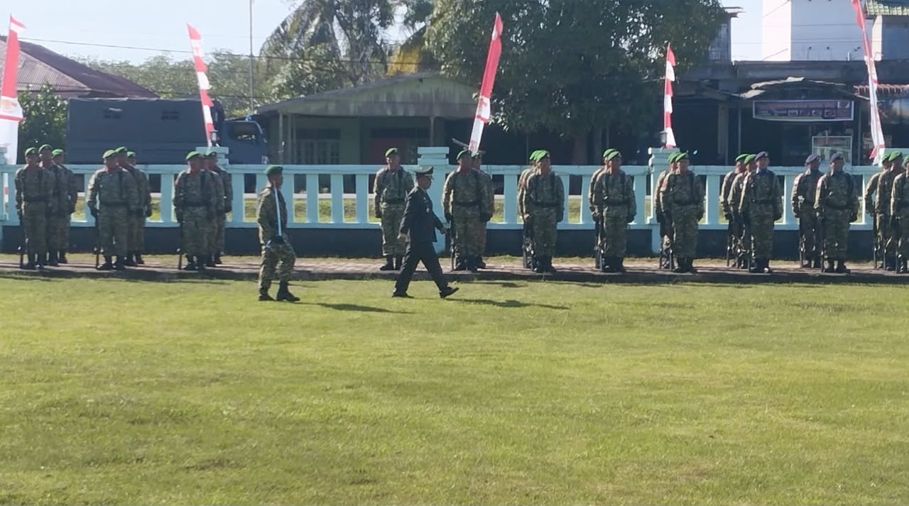 You are currently viewing HUT ke-81 TNI di Aceh Singkil: Sinergitas dan Bazar Murah untuk Rakyat