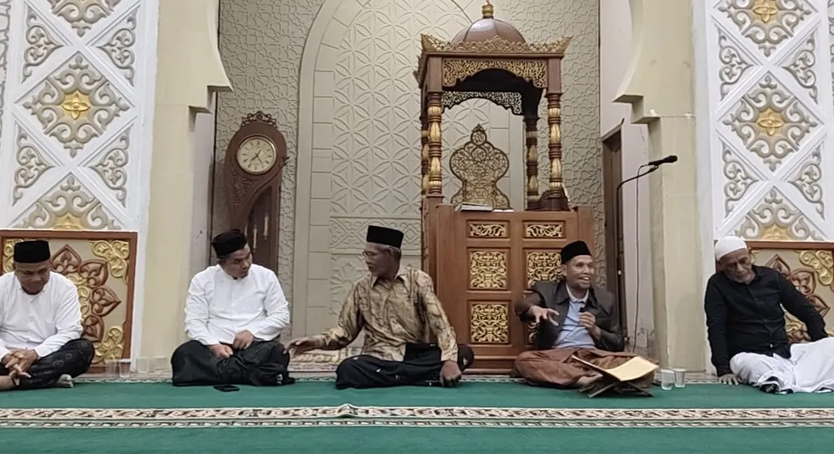 Pengajian Ahlussunnah Wal Jamaah (Aswaja) di Masjid Baitussalihin, Kampung Pulo Sarok, Kecamatan Singkil, Jumat, 16 Oktober 2026, malam.