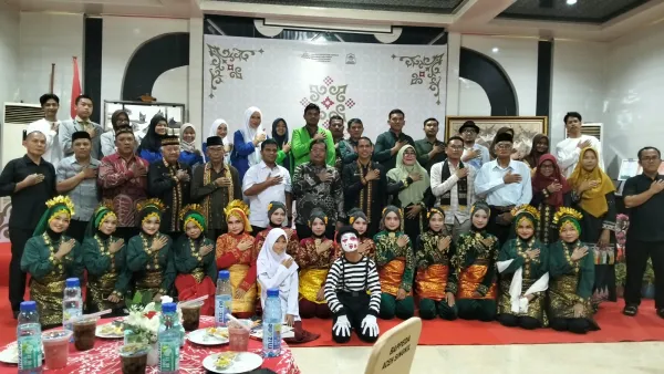 Pertunjukan dan Ekspose Dialog Budaya Singkil bertema “Ekspresi Budaya: Merawat Identitas, Menghidupkan Tradisi” di Aula Bappeda Aceh Singkil, Sabtu, 17 Oktober 2026.