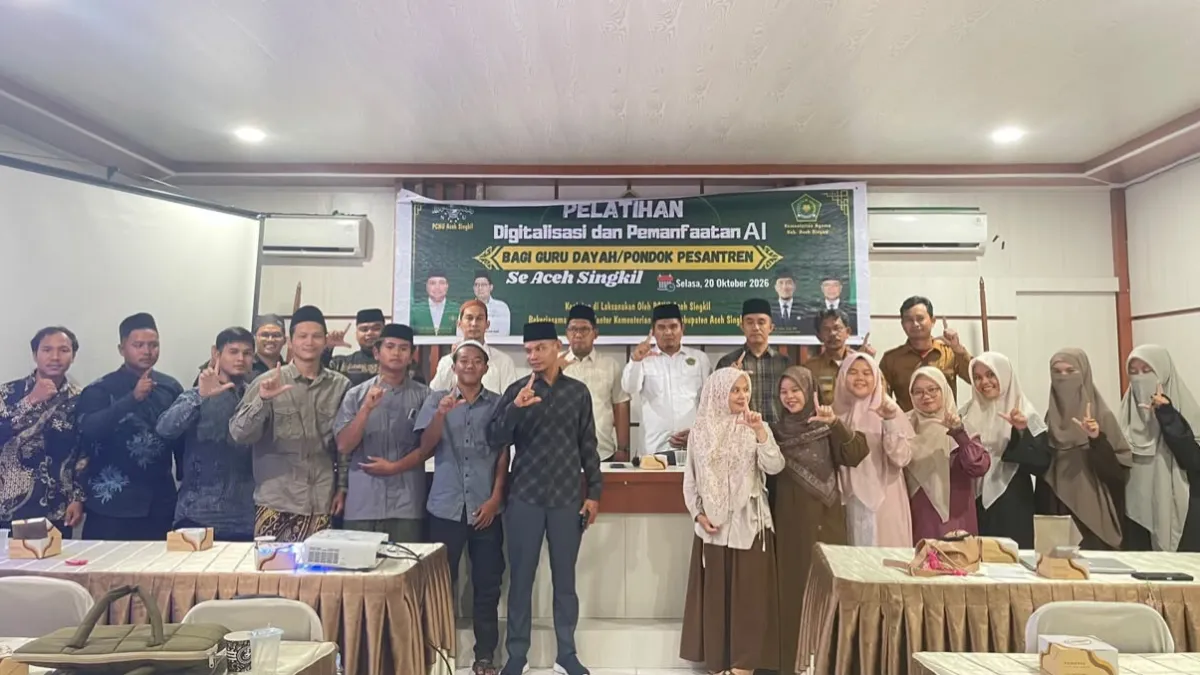 Foto bersama pelatih dan peserta pelatihan guru dayah di Aula Kemenag Aceh Singkil lDok.Istimewa
