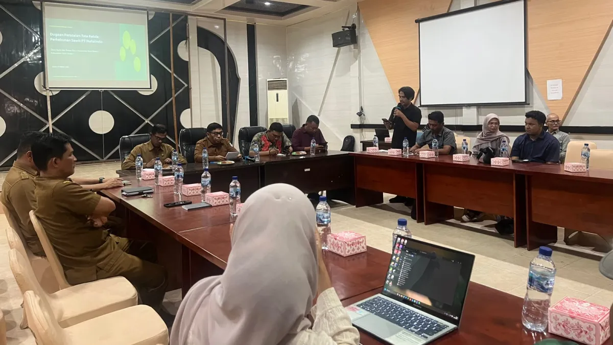 FGD Review Perizinan Perusahaan Perkebunan Kelapa Sawit yang digelar Walhi Aceh bersama Masyarakat Transparansi Aceh (MATA) di Aula Bappeda Aceh Singkil, Selasa, 27 Oktober 2026 lDok. Radio Xtrafm