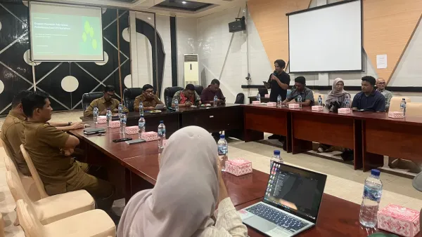 FGD Review Perizinan Perusahaan Perkebunan Kelapa Sawit yang digelar Walhi Aceh bersama Masyarakat Transparansi Aceh (MATA) di Aula Bappeda Aceh Singkil, Selasa, 27 Oktober 2026 lDok. Radio Xtrafm