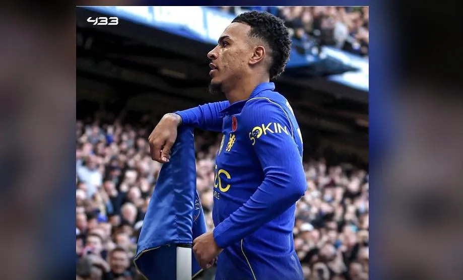 Morgan Rogers merayakan golnya ke gawang Manchester United lFoto/Google